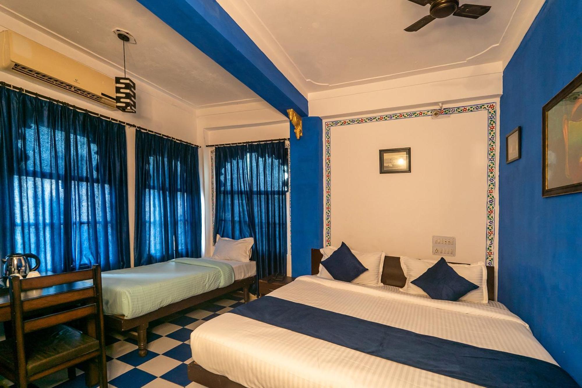 Venice View Hotel & Restaurant أُودايبور المظهر الخارجي الصورة